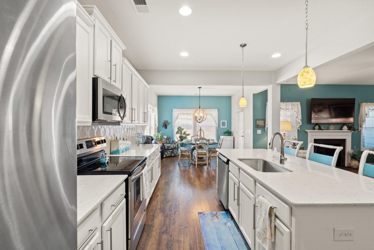 172 Board Landing Circle Photo 9