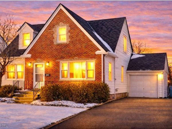 824 Highland Park Boulevard, Lorain, OH 44052