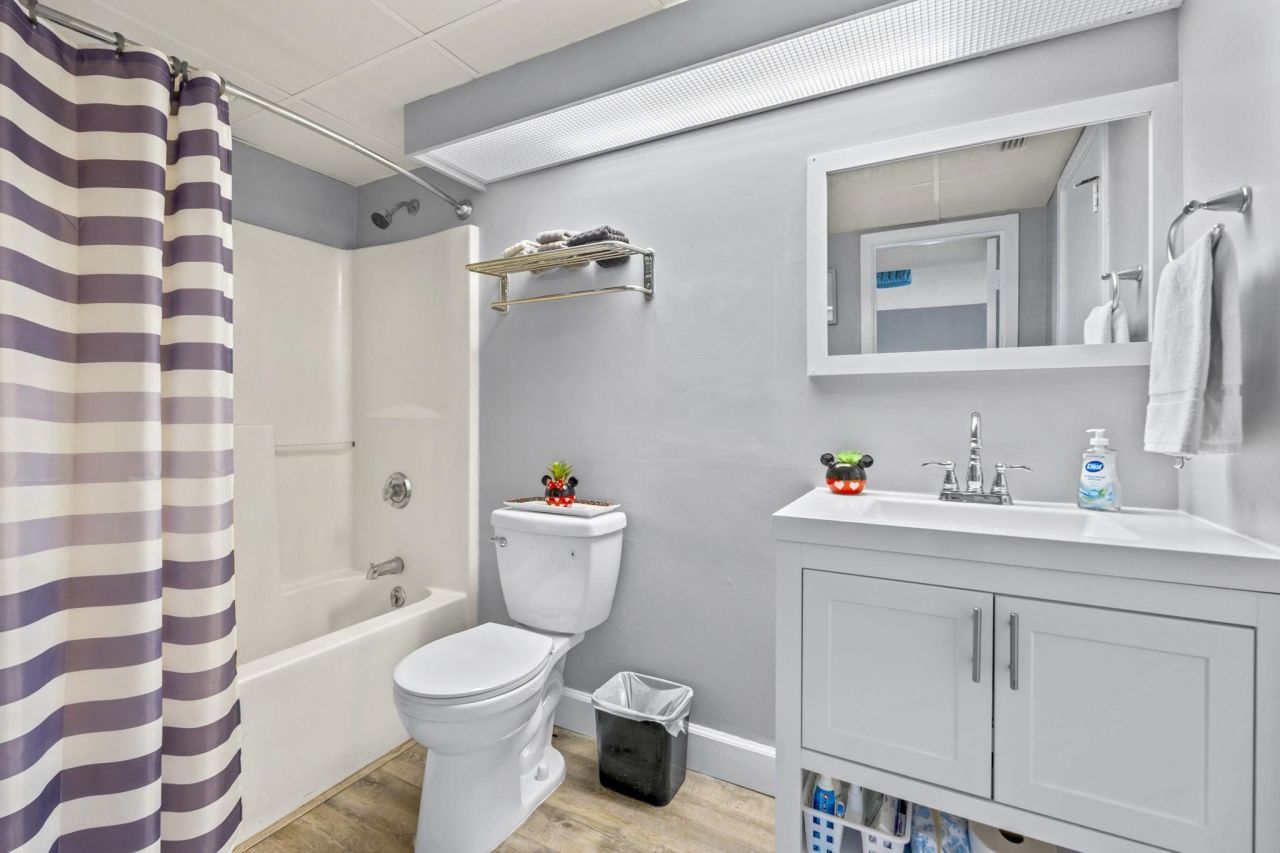 202 N 74th Ave. N Photo 24