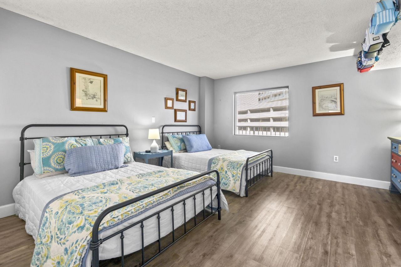 202 N 74th Ave. N Photo 5