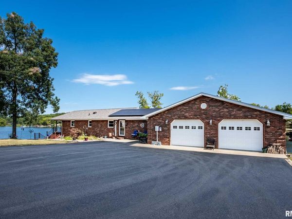 622 Dongola Court, Creal Springs, IL 62922