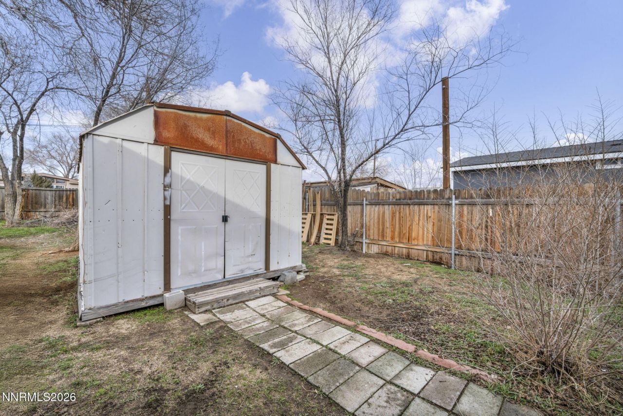 5556 Mark Circle, Sun Valley, NV 89433 Photo