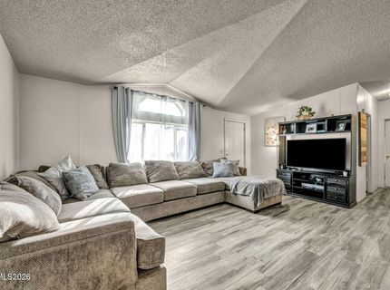 5556 Mark Circle, Sun Valley, NV 89433 Photo