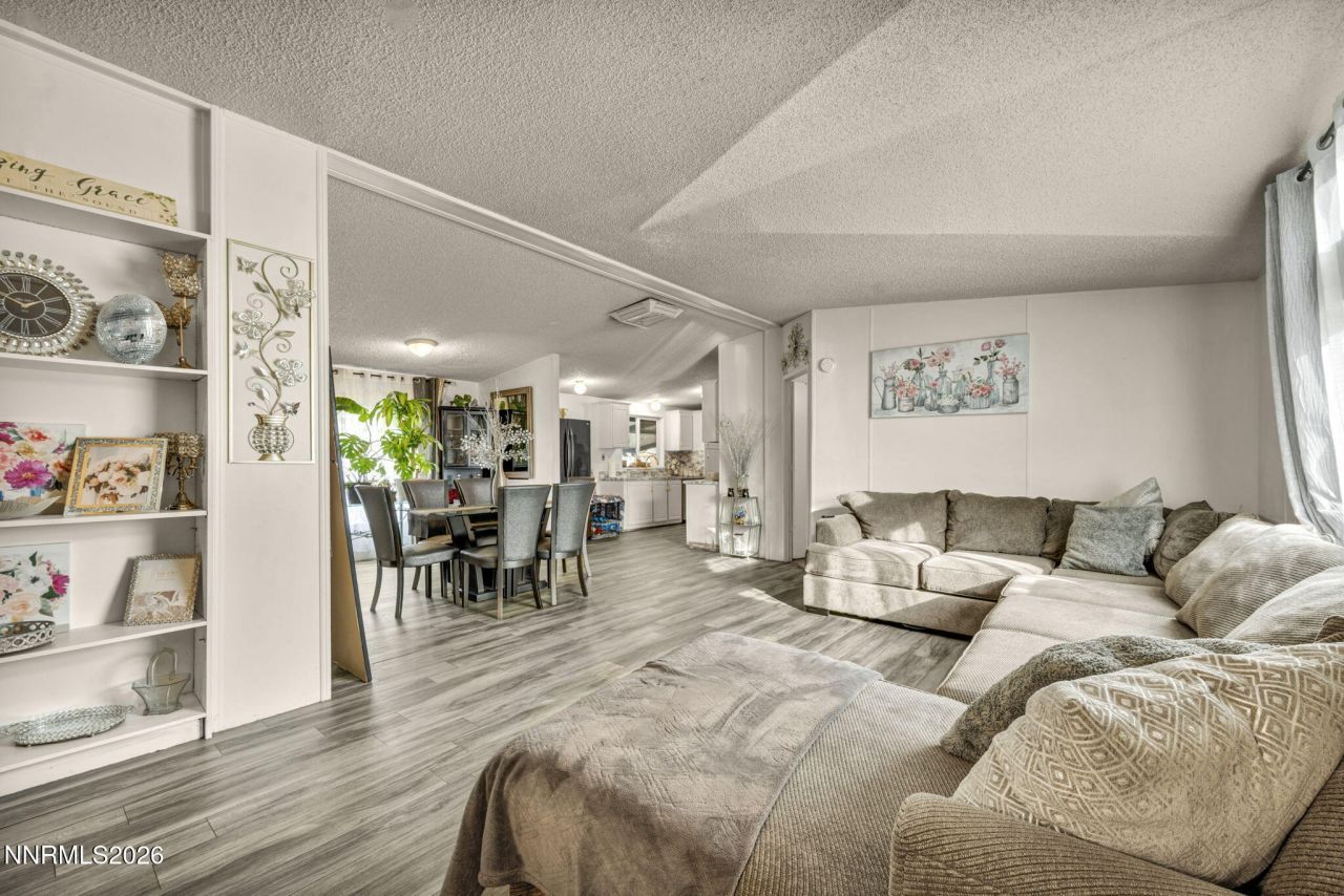 5556 Mark Circle, Sun Valley, NV 89433 Photo