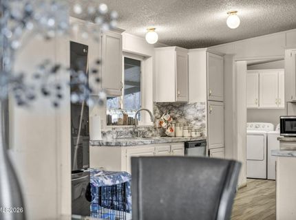 5556 Mark Circle, Sun Valley, NV 89433 Photo