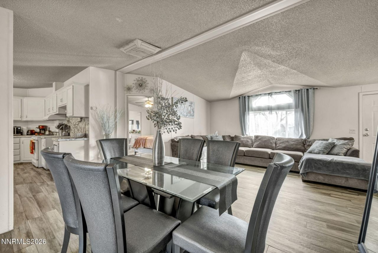 5556 Mark Circle, Sun Valley, NV 89433 Photo