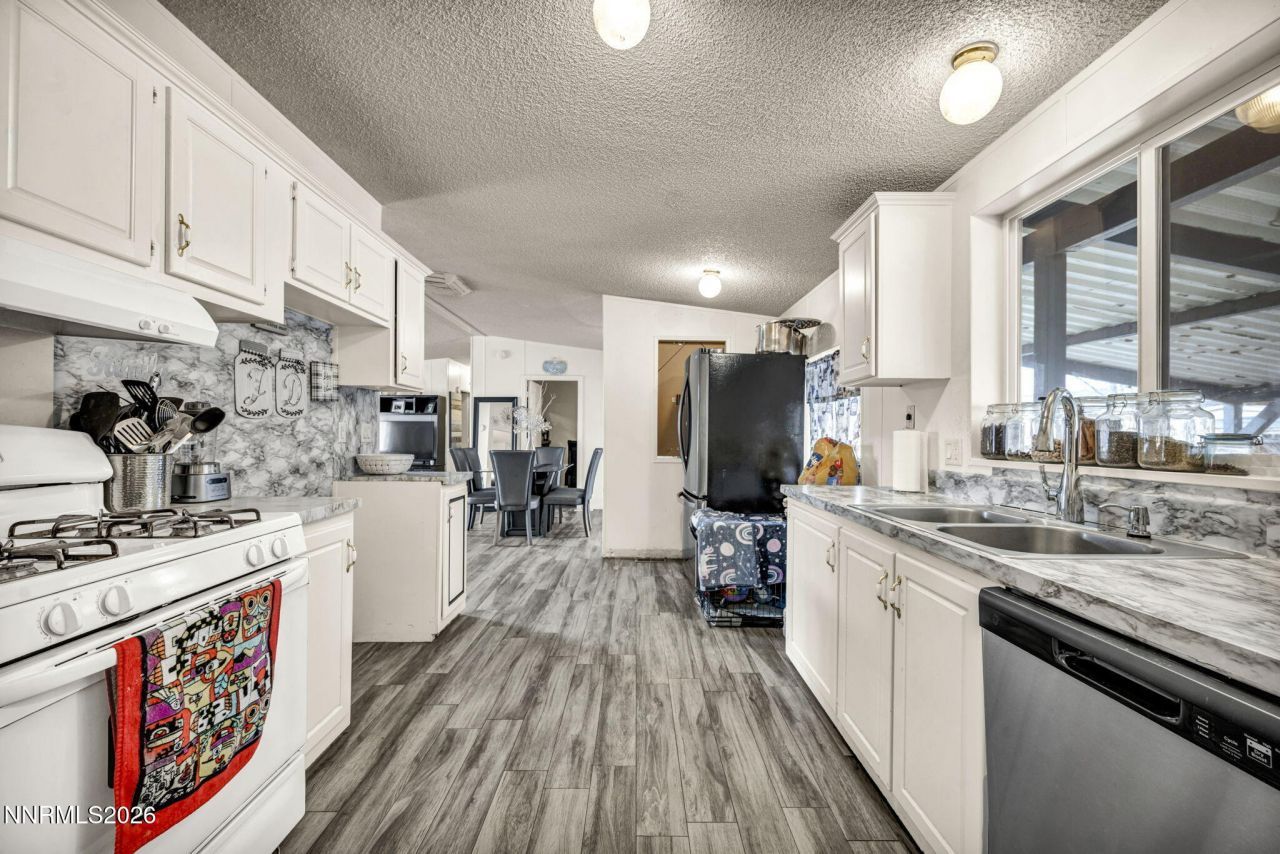 5556 Mark Circle, Sun Valley, NV 89433 Photo