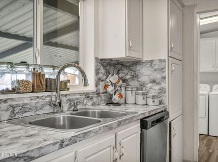 5556 Mark Circle, Sun Valley, NV 89433 Photo