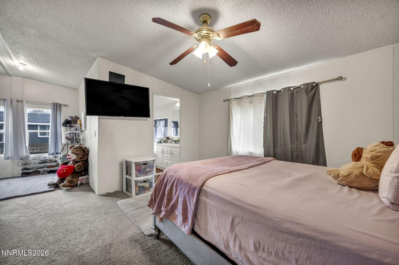 5556 Mark Circle, Sun Valley, NV 89433 Photo