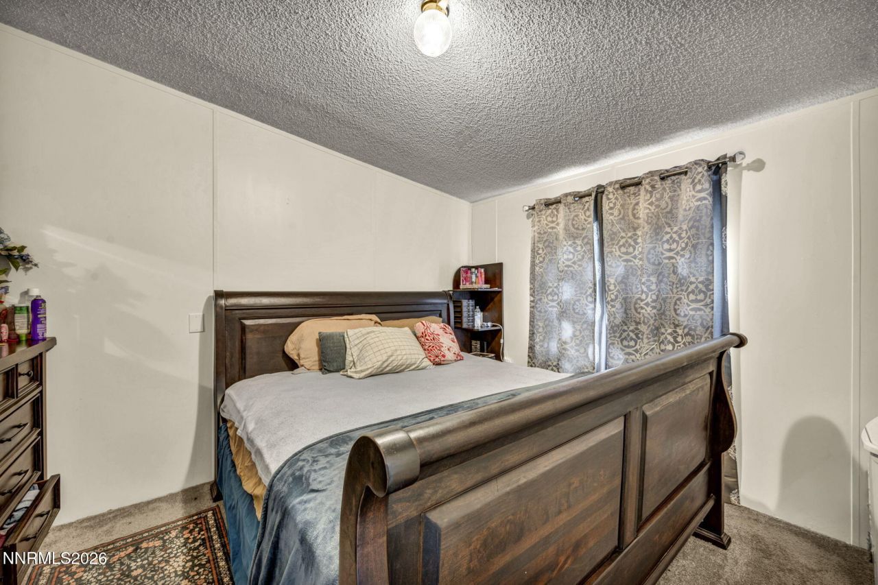 5556 Mark Circle, Sun Valley, NV 89433 Photo