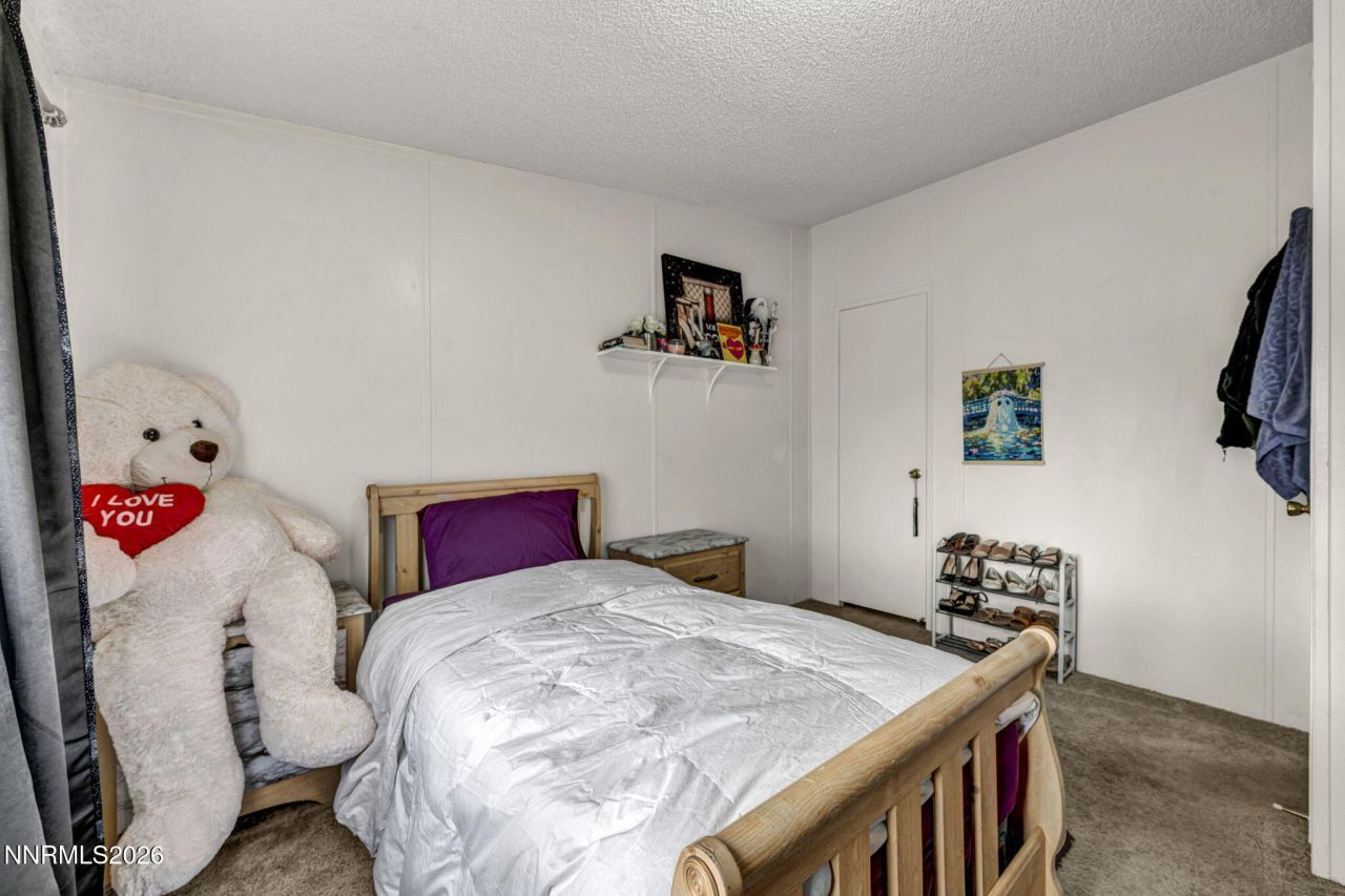 5556 Mark Circle, Sun Valley, NV 89433 Photo