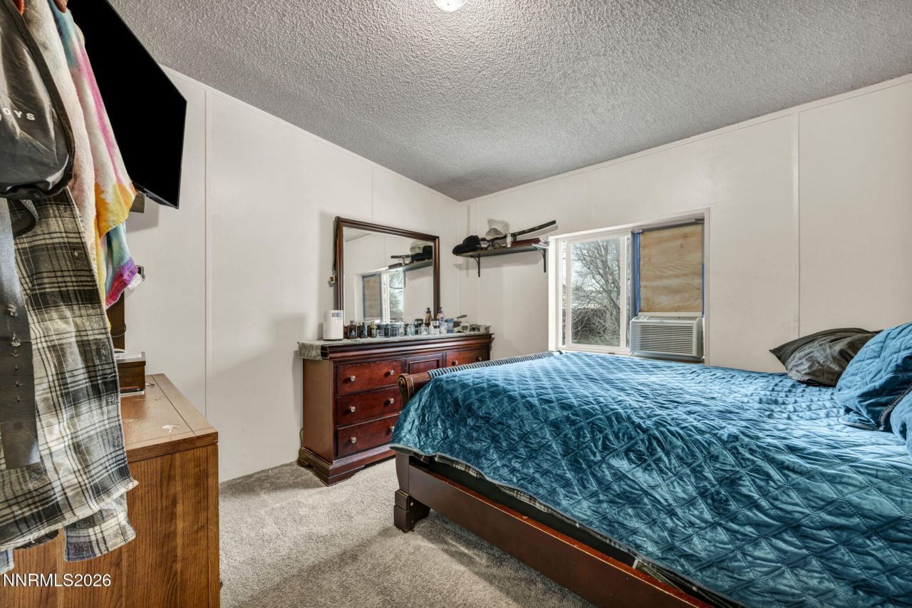 5556 Mark Circle, Sun Valley, NV 89433 Photo