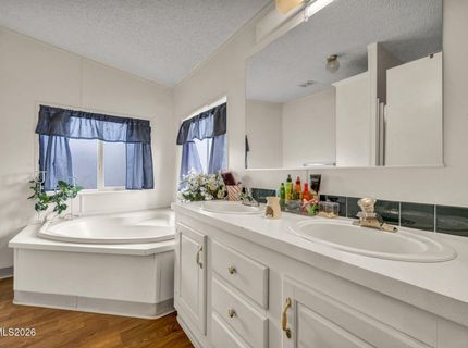 5556 Mark Circle, Sun Valley, NV 89433 Photo