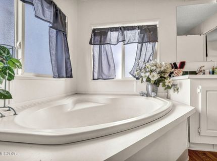 5556 Mark Circle, Sun Valley, NV 89433 Photo