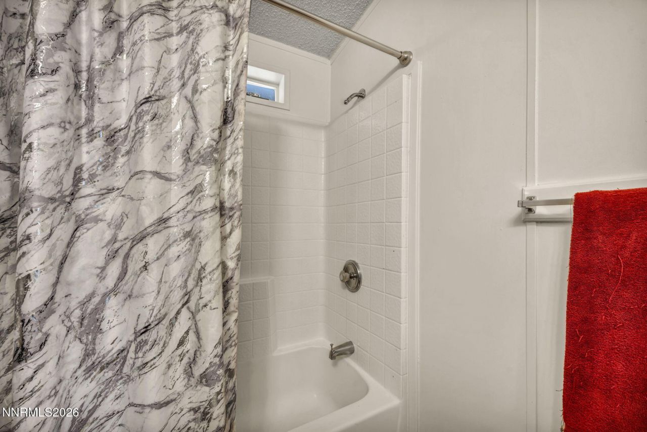 5556 Mark Circle, Sun Valley, NV 89433 Photo