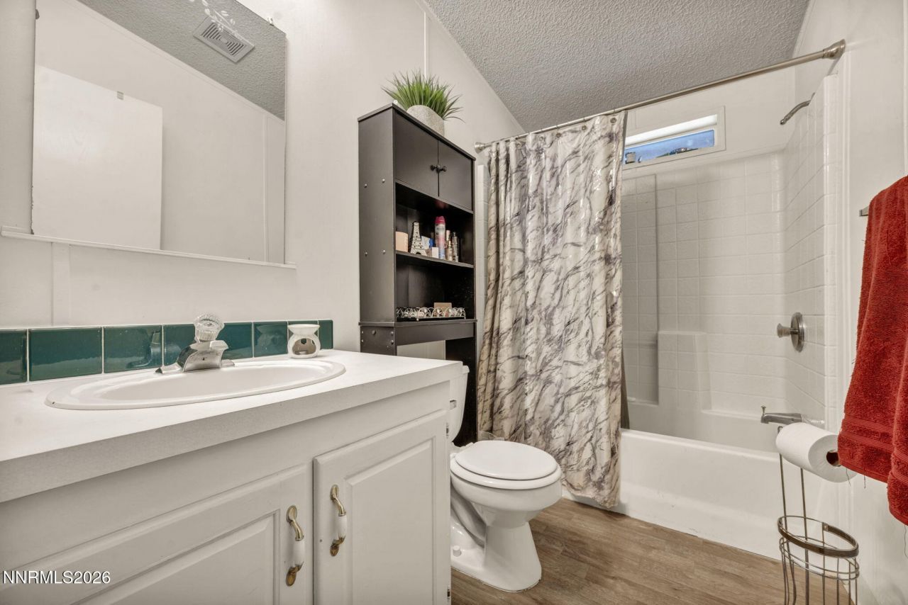 5556 Mark Circle, Sun Valley, NV 89433 Photo