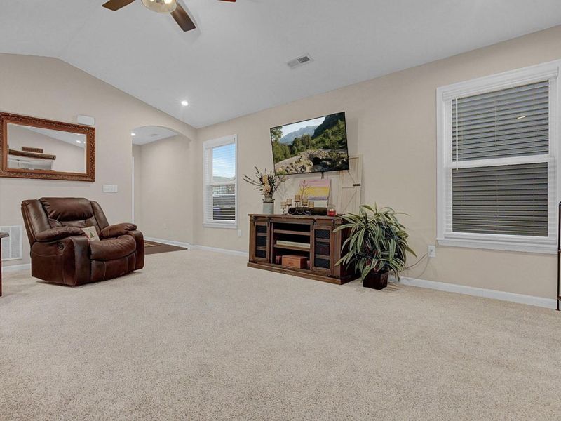 3751 Sugarbark Drive, Canal Winchester, OH 43110 Photo 9