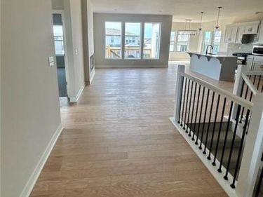 9039 SW 5th Street, Blue Springs, MO 64064