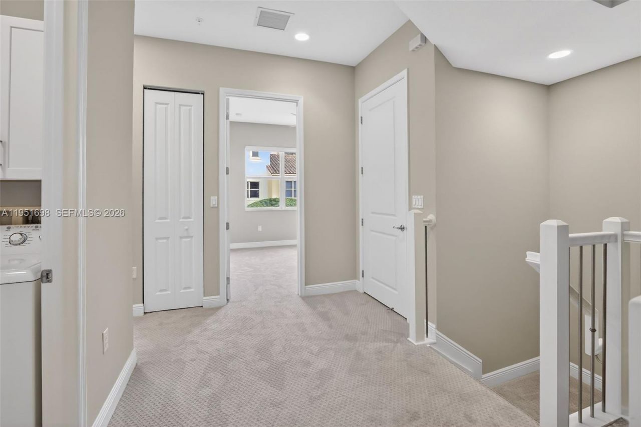 12444 NW 17th Mnr, Pembroke Pines, FL 33028 Photo