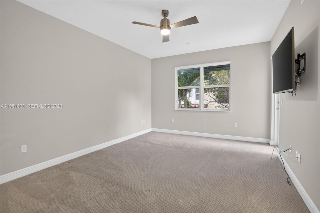 12444 NW 17th Mnr, Pembroke Pines, FL 33028 Photo