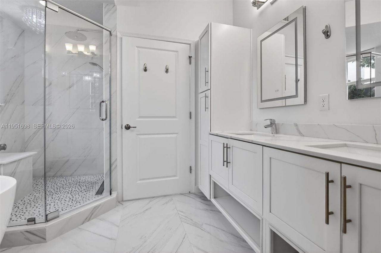 12444 NW 17th Mnr, Pembroke Pines, FL 33028 Photo