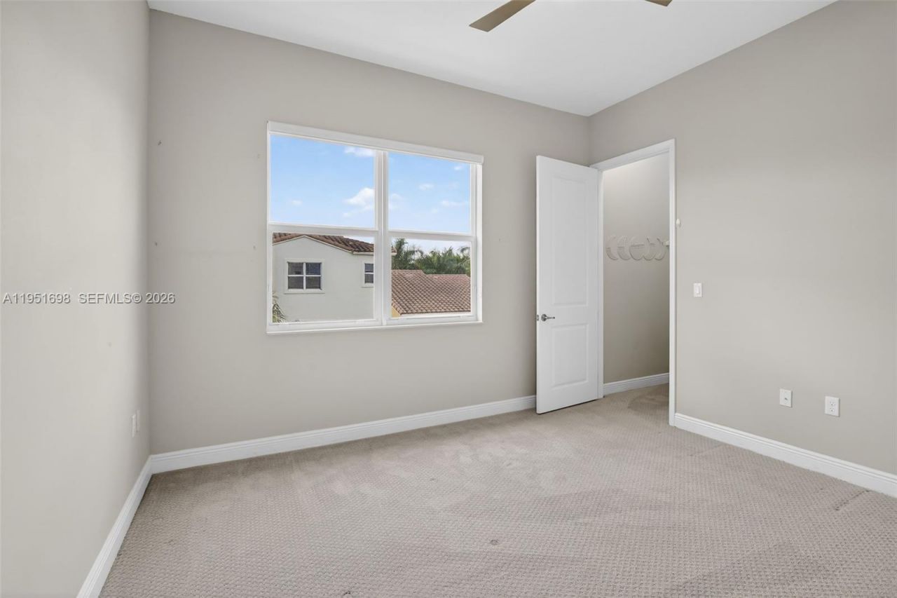 12444 NW 17th Mnr, Pembroke Pines, FL 33028 Photo