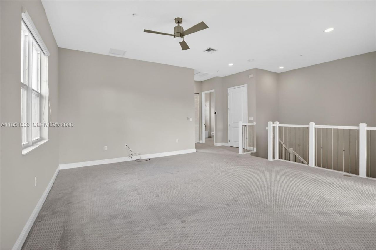 12444 NW 17th Mnr, Pembroke Pines, FL 33028 Photo