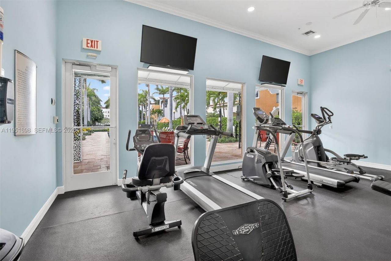 12444 NW 17th Mnr, Pembroke Pines, FL 33028 Photo