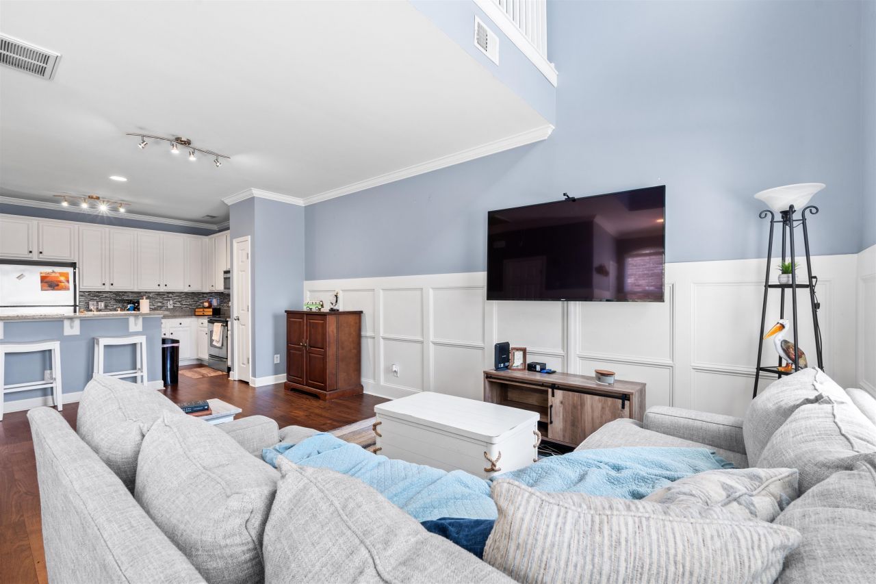 3512 Alexandria Ave. Photo 4