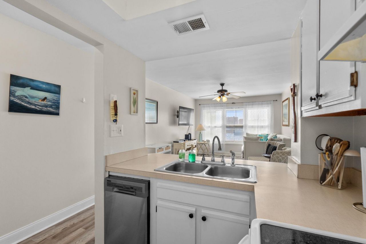 501 Maison Dr. Photo 9