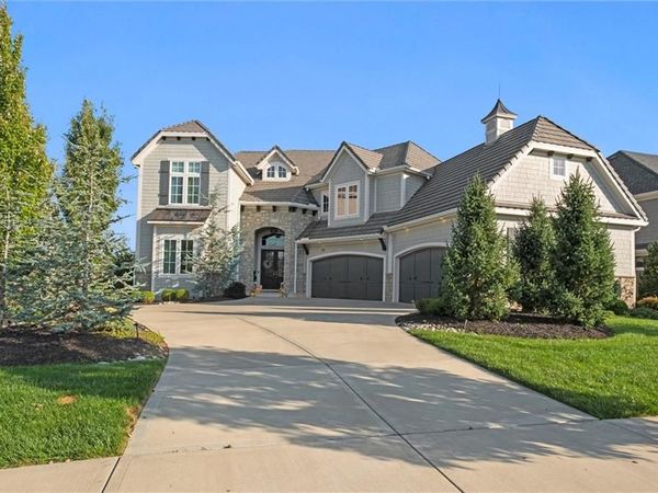 16121 Paradise Street, Overland Park, KS 66221