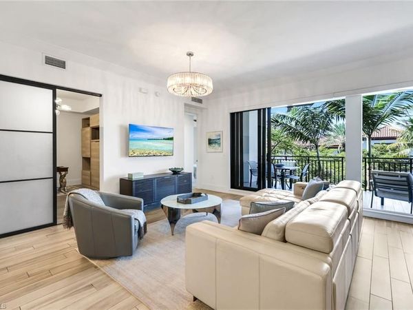 1035 3rd AVE S, Unit 305, NAPLES, FL 34102