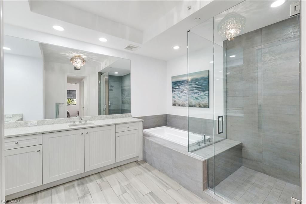 1035 3rd Ave S, Unit 305, Naples, FL 34102 Photo