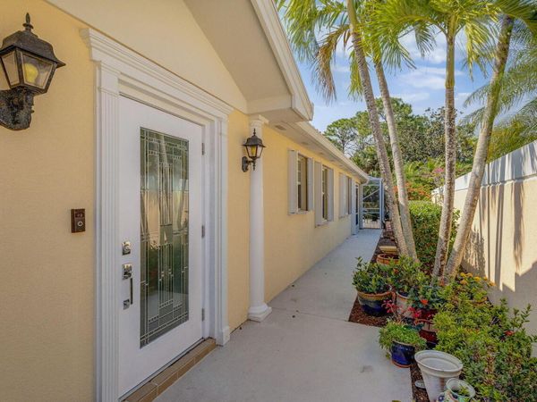 8522 SE Retreat Drive, Hobe Sound, FL 33455