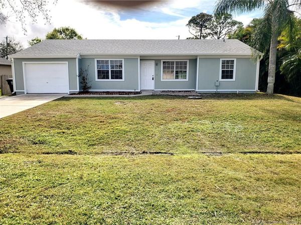 2965 SE Buccaneer Circle, Port St Lucie, FL 34952
