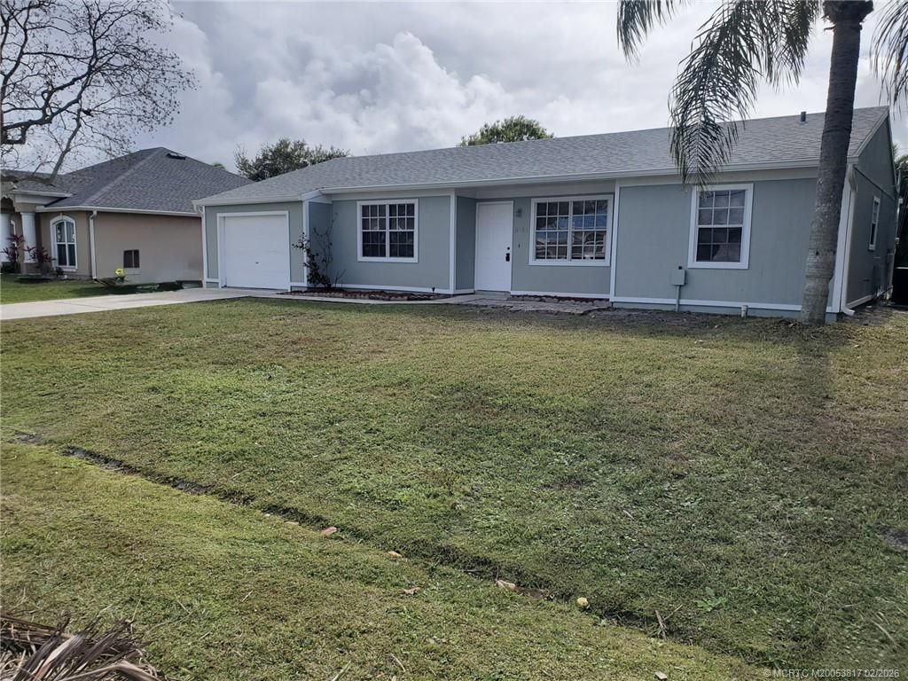 2965 SE Buccaneer Circle, Port Saint Lucie, FL 34952 Photo