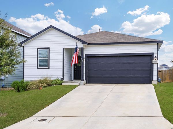 13225 Hagerd Loop, St Hedwig, TX 78152