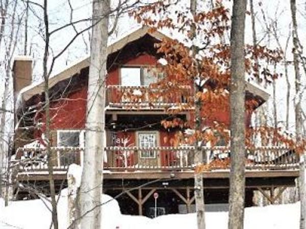 814 Timber Valley Road, Gaylord, MI 49735