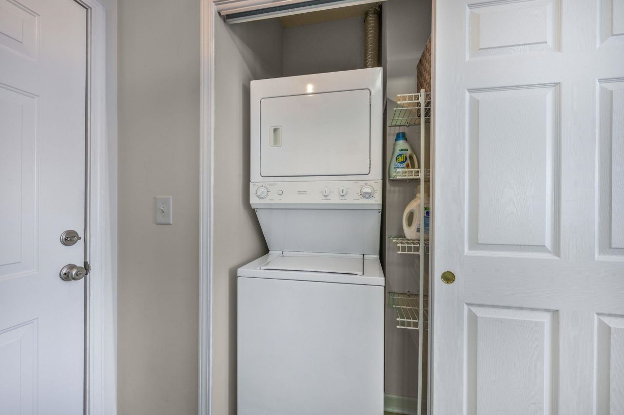 601 Hillside Dr. N Photo 20