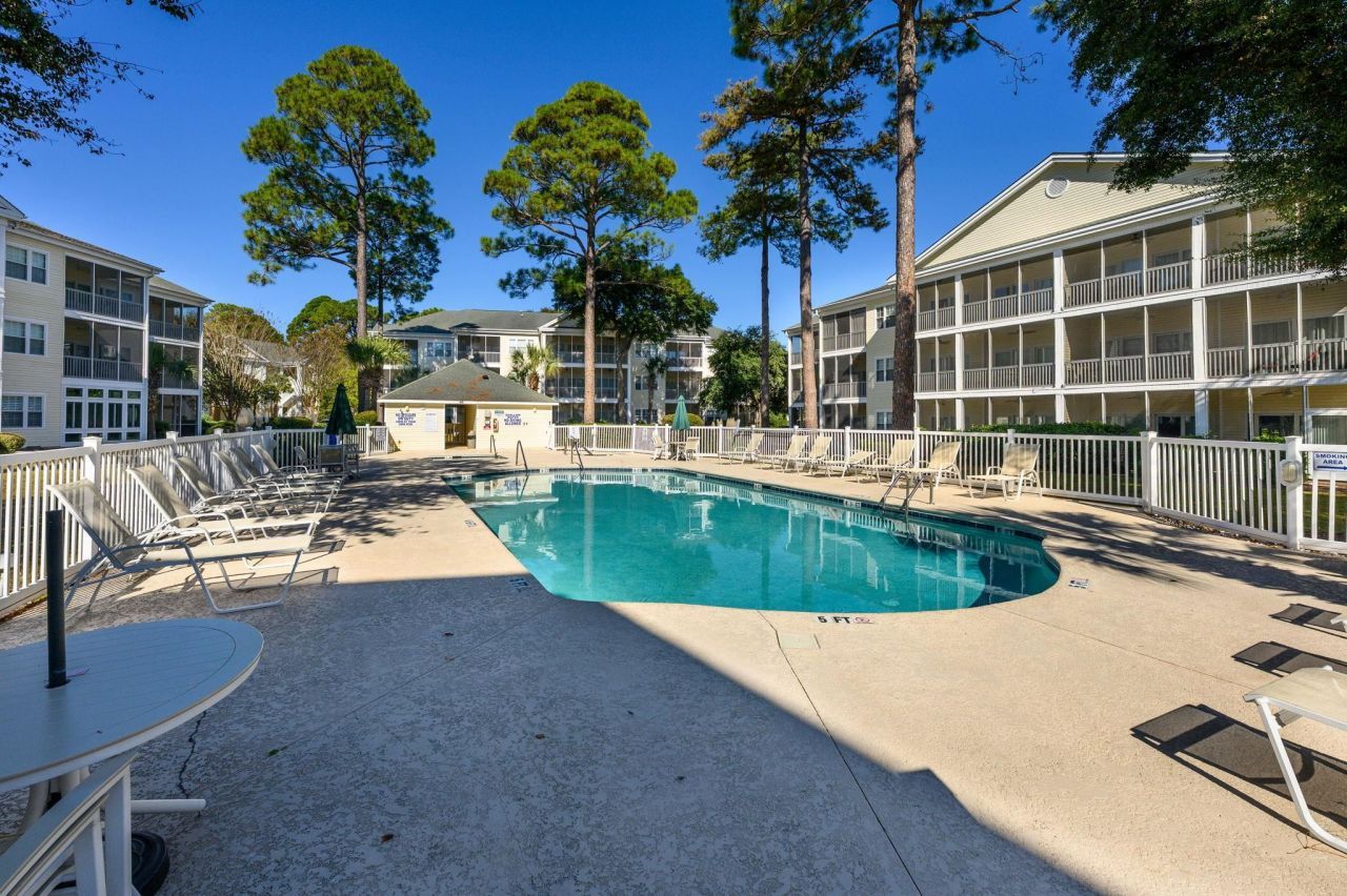 601 Hillside Dr. N Photo 27