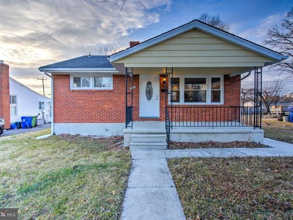 6410 FAIR OAKS AVENUE, BALTIMORE, MD 21214