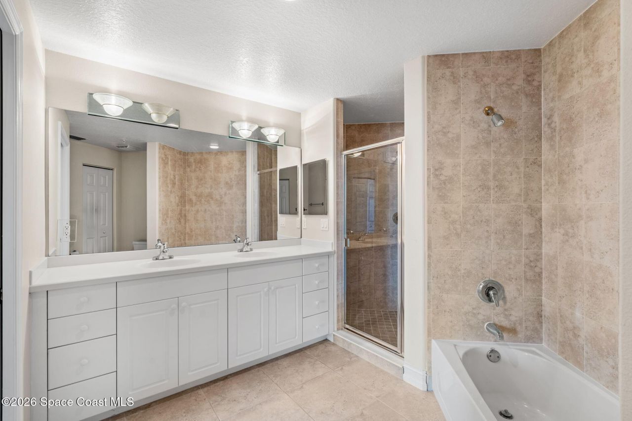 93 Delannoy Avenue, Unit 405, Cocoa, FL 32922 Photo