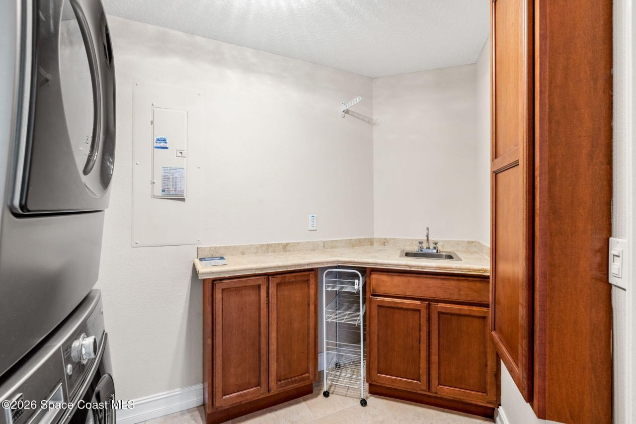 93 Delannoy Avenue, Unit 405, Cocoa, FL 32922 Photo