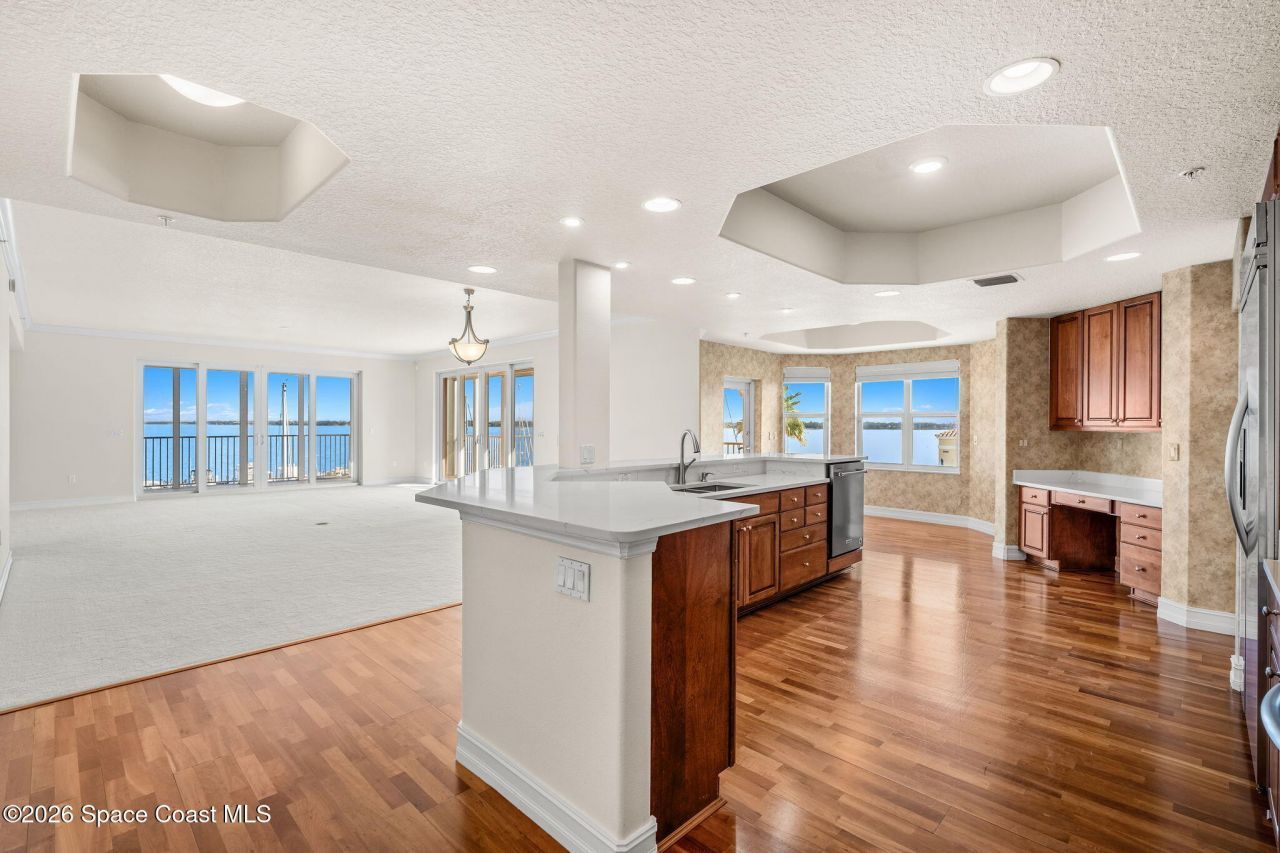 93 Delannoy Avenue, Unit 405, Cocoa, FL 32922 Photo