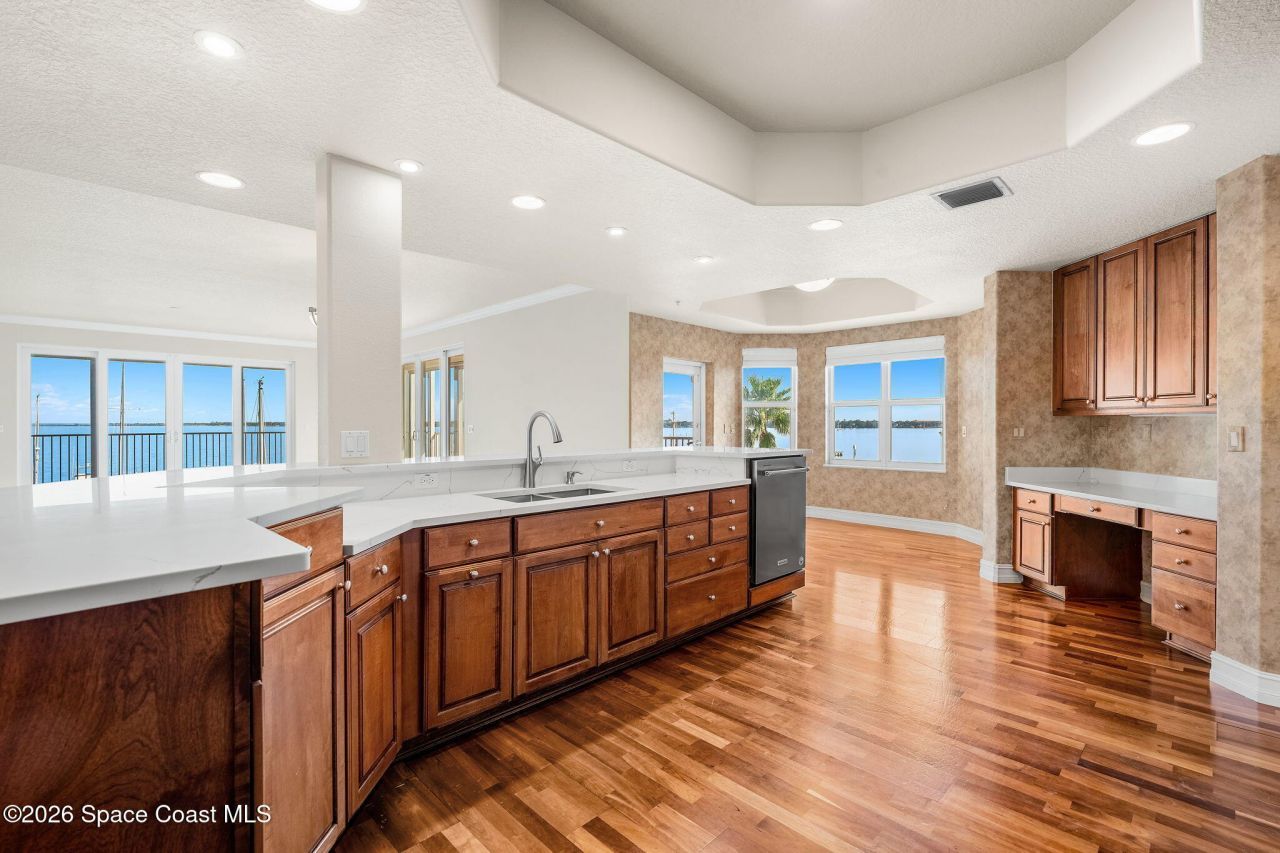 93 Delannoy Avenue, Unit 405, Cocoa, FL 32922 Photo