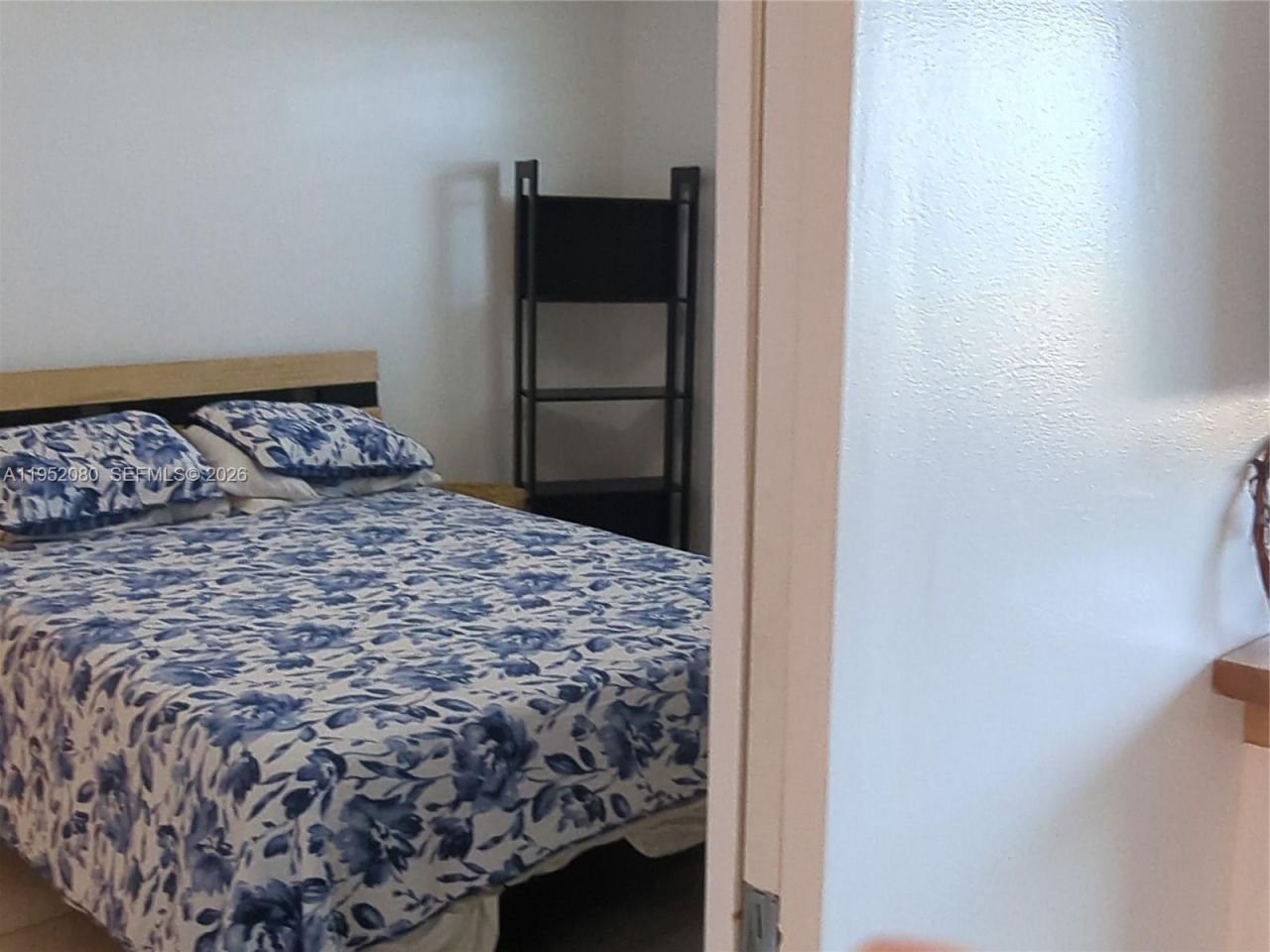 465 Ocean Dr, Unit 524, Miami Beach, FL 33139 Photo