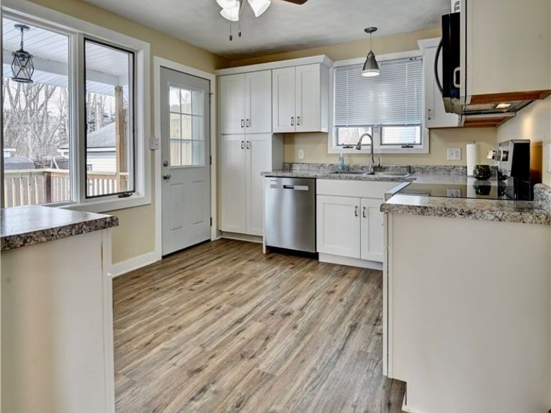 405 Tuscarawas Avenue NW, Brewster, OH 44613 Photo 12