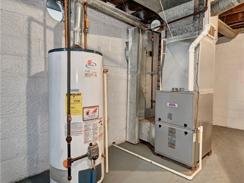 405 Tuscarawas Avenue NW, Brewster, OH 44613 Photo 26