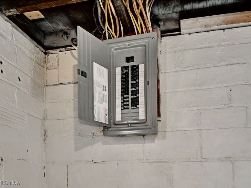 405 Tuscarawas Avenue NW, Brewster, OH 44613 Photo 28