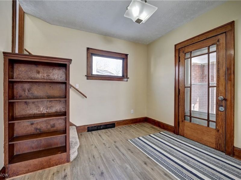 405 Tuscarawas Avenue NW, Brewster, OH 44613 Photo 4